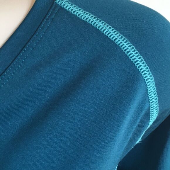 Land’s End V neck pullover teal Medium - Picture 2 of 5